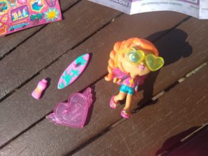 the main doll from the Hatchimals Pixies Vacay Style pack