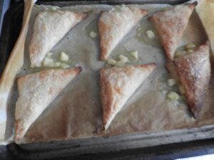 baked apple turnovers