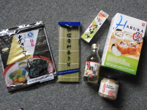 Sous Chef sushi making set contents 2