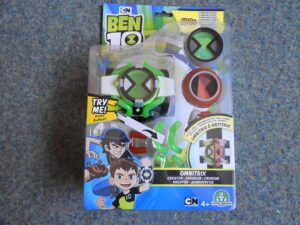 Ben 10 Toy Bundle - Deluxe Omnitrix Creator Set and Action Figures